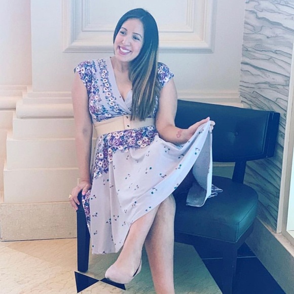 Meet your Posher, Violeta - Picture 3 of 7